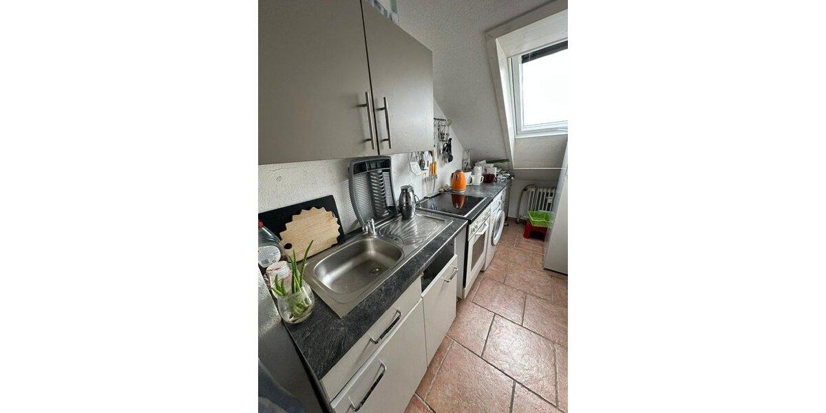 Dachgeschoßwohnung Singen (Hohentwiel) - 2 Zimmer, 47 m&sup2;, 128.000&euro; | Angebot:26606974