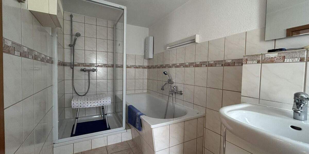 Einfamilienhaus Bliesdorf Metzdorf - 6 Zimmer, 166 m&sup2;, 120.000&euro; | Angebot:25877366