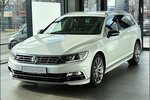 VW Passat Var. 2.0 TDI 4Motion R line AID ACC 130.600 km 17.999 &euro; Stade 21682