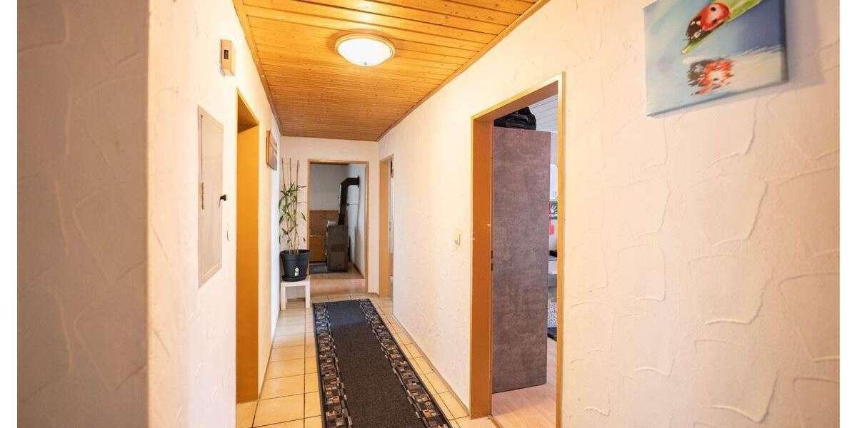 Etagenwohnung Lutzingen - 4 Zimmer, 90 m&sup2;, 169.000&euro; | Angebot:26426573