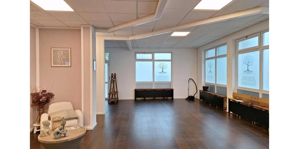 Gewerbeobjekt Neusäß - 25&euro; | Angebot:24864445