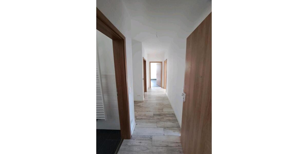 Erdgeschoßwohnung Neustadt am Rübenberge - 3 Zimmer, 91 m&sup2;, 1.000&euro; | Angebot:26415012