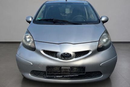 Toyota Aygo (X) 114.270 km 2.999 &euro; Homburg 66424