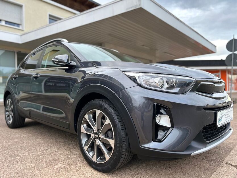 Kia Stonic 58.000 km 12.990 € Losheim am See 66679
