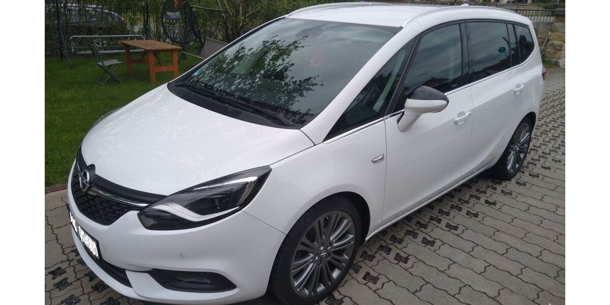 Opel Zafira Tourer 148.500 km 10.990 &euro; Dohna 01809