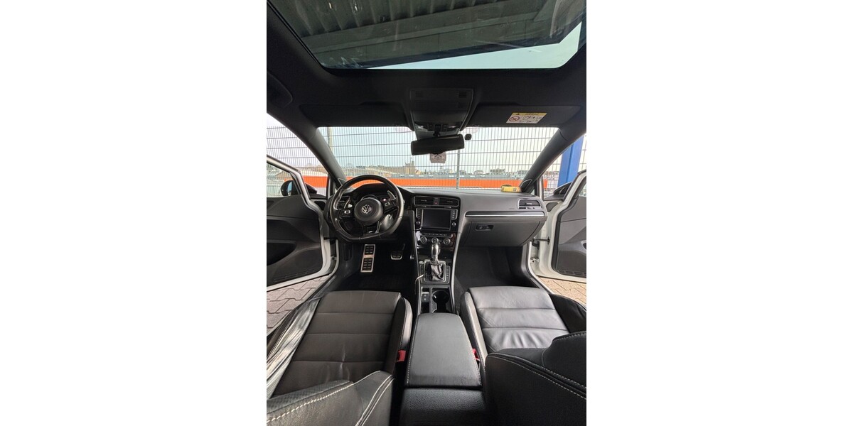 VW Golf 140.000 km 26.000 € Remscheid 42853