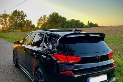 Hyundai i30 150.000 km 19.500 € Dassow 23942