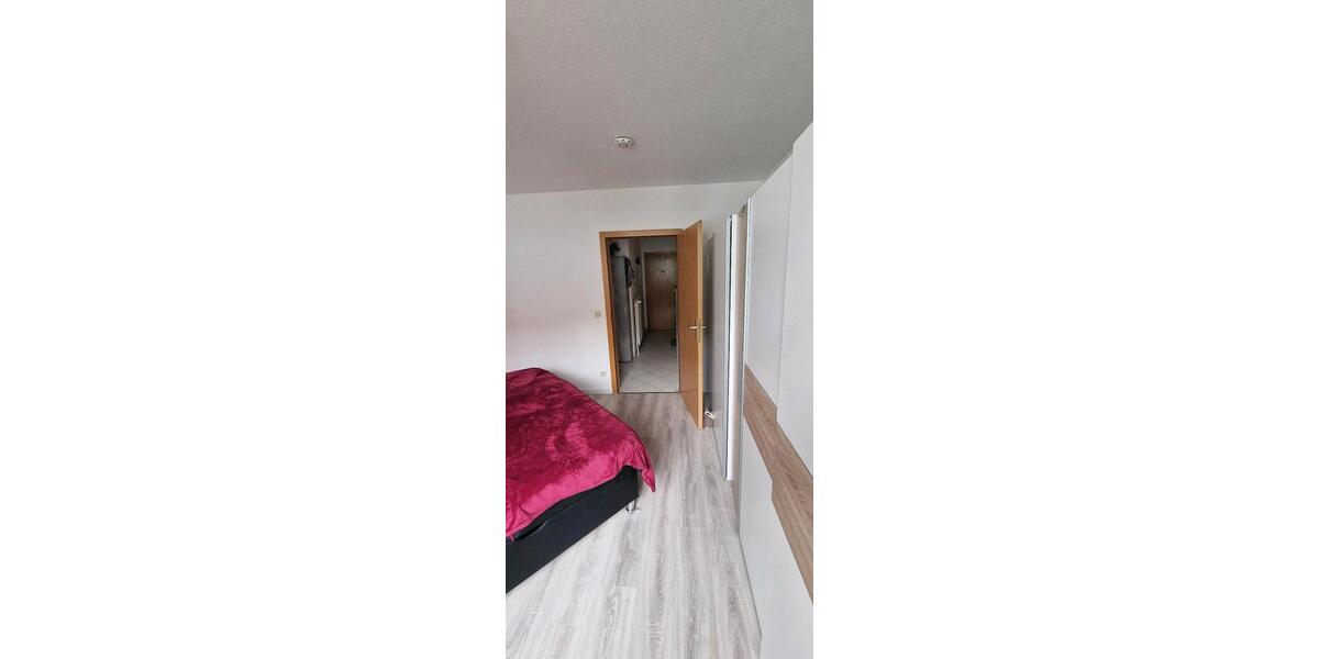 Etagenwohnung Schönebeck (Elbe) - 2 Zimmer, 64 m&sup2;, 426&euro; | Angebot:25986172