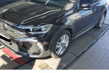 VW Taigo 29.994 km 22.780 &euro; Hanau 63452