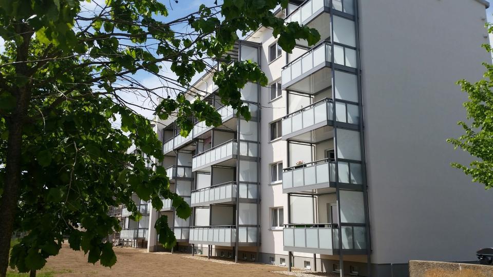 2 Raum Wohnung ERSTBEZUG mit Balkon