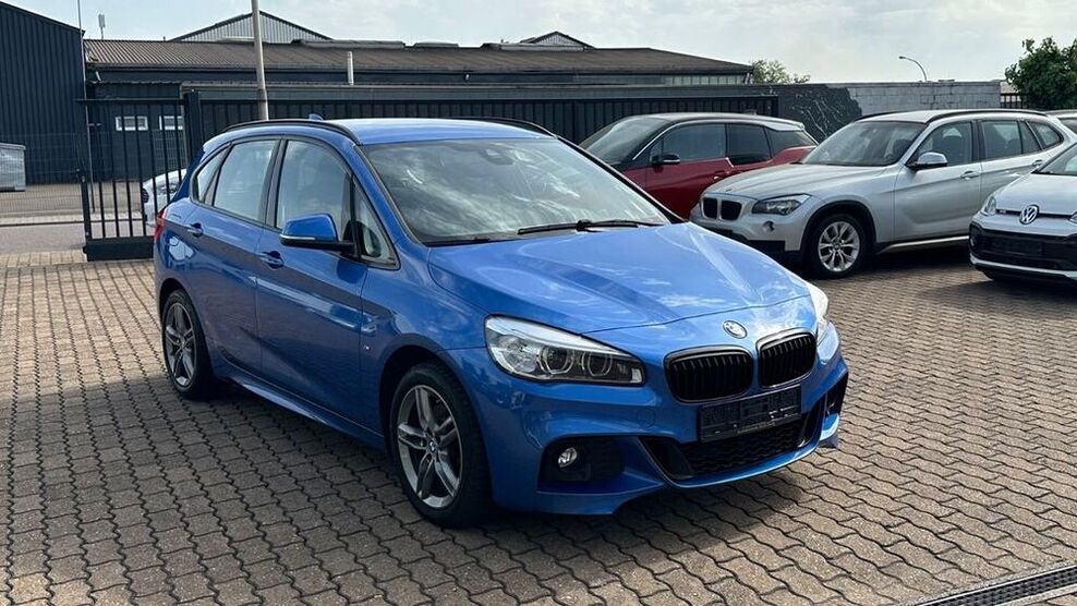 220 Active Tourer
