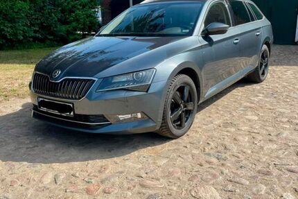 Skoda Superb 166.800 km 14.490 &euro; Schönwalde 23744