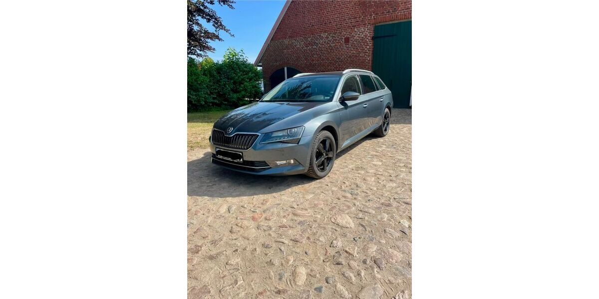 Skoda Superb 166.800 km 14.490 &euro; Schönwalde 23744