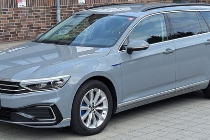 VW Passat 80.000 km 19.000 &euro; BARSBÜTTEL 22885