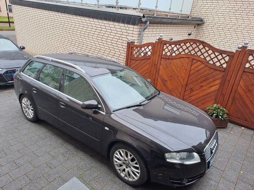 Audi A4 172.000 km 7.900 € horn-band meinberg 32805