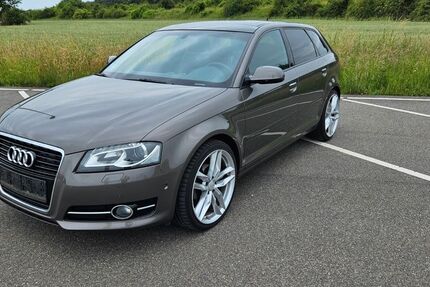 Audi A3 184.000 km 6.999 &euro; Wesel 46485