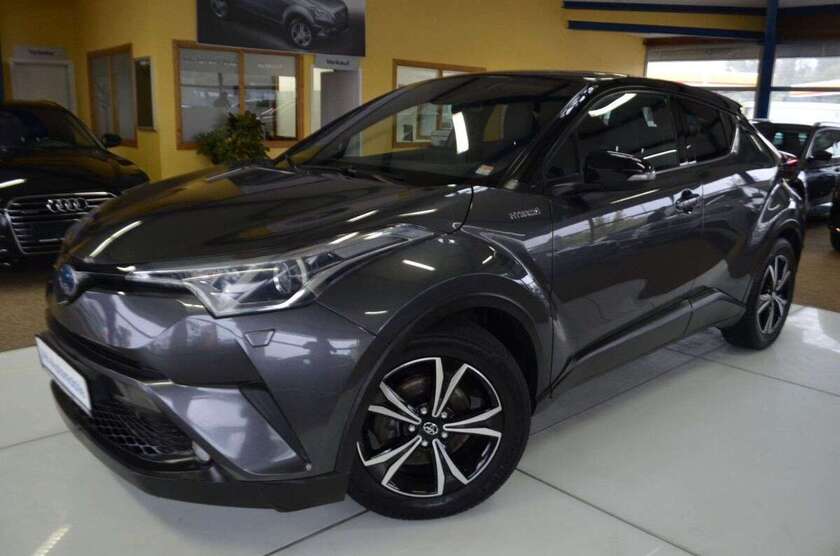 Toyota C-HR 117.000 km 15.880 € Bad Doberan 18209