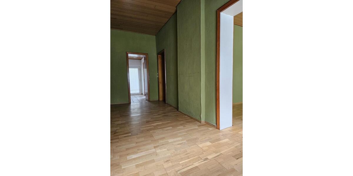 Einfamilienhaus Herzogenrath - 6 Zimmer, 121 m&sup2;, 250.000&euro; | Angebot:26412375