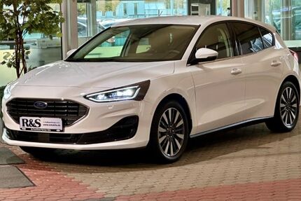 Ford Focus 11.196 km 23.400 &euro; Köln 50769
