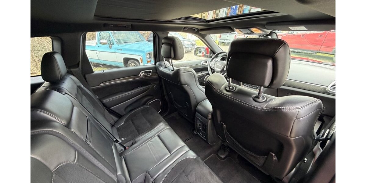 Jeep Grand Cherokee SRT 6,4 HEMI VOLLAUSSTATTUNG GRAIL 86.000 km 28.999 &euro; Rudolstadt 07407