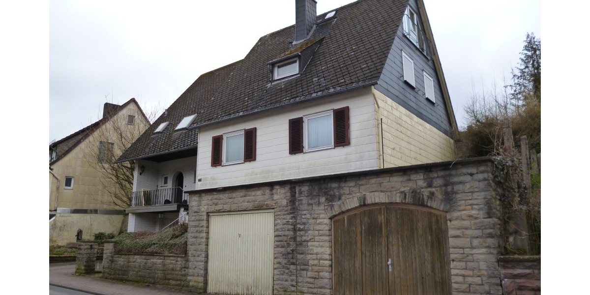 Wohnhaus mit Garage und Garten im Hochsolling - Einfamilienhaus Holzminden | Angebot:26001740