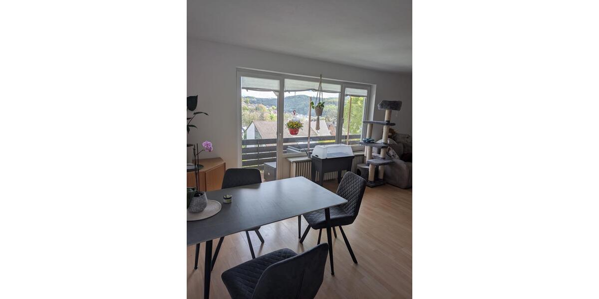 Etagenwohnung Siegen - 4 Zimmer, 94 m&sup2;, 850&euro; | Angebot:26338781