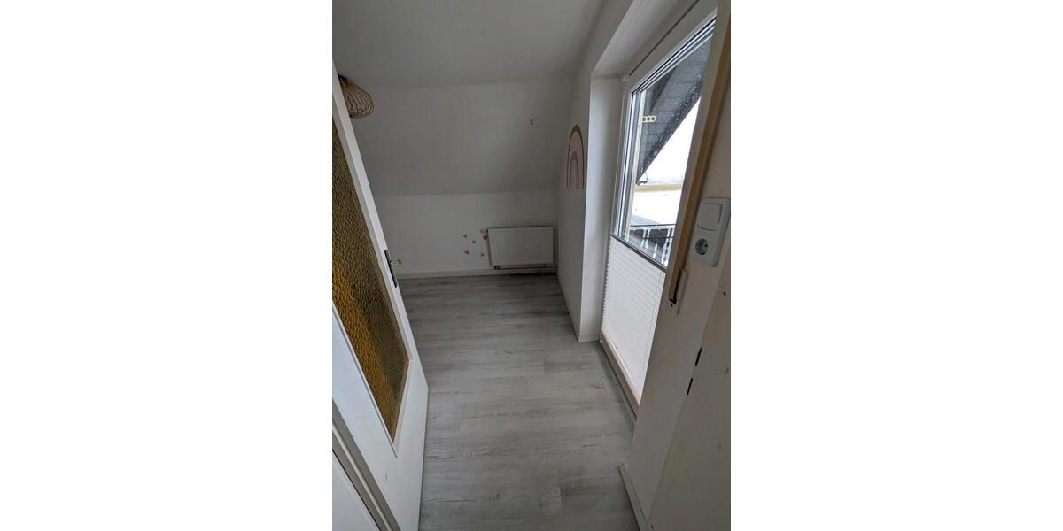 Einfamilienhaus Bayerbach - 3 Zimmer, 71 m&sup2;, 900&euro; | Angebot:25895290