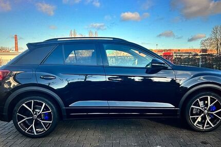 VW T-Roc 5.950 km 39.900 &euro; Wolfsburg 38442