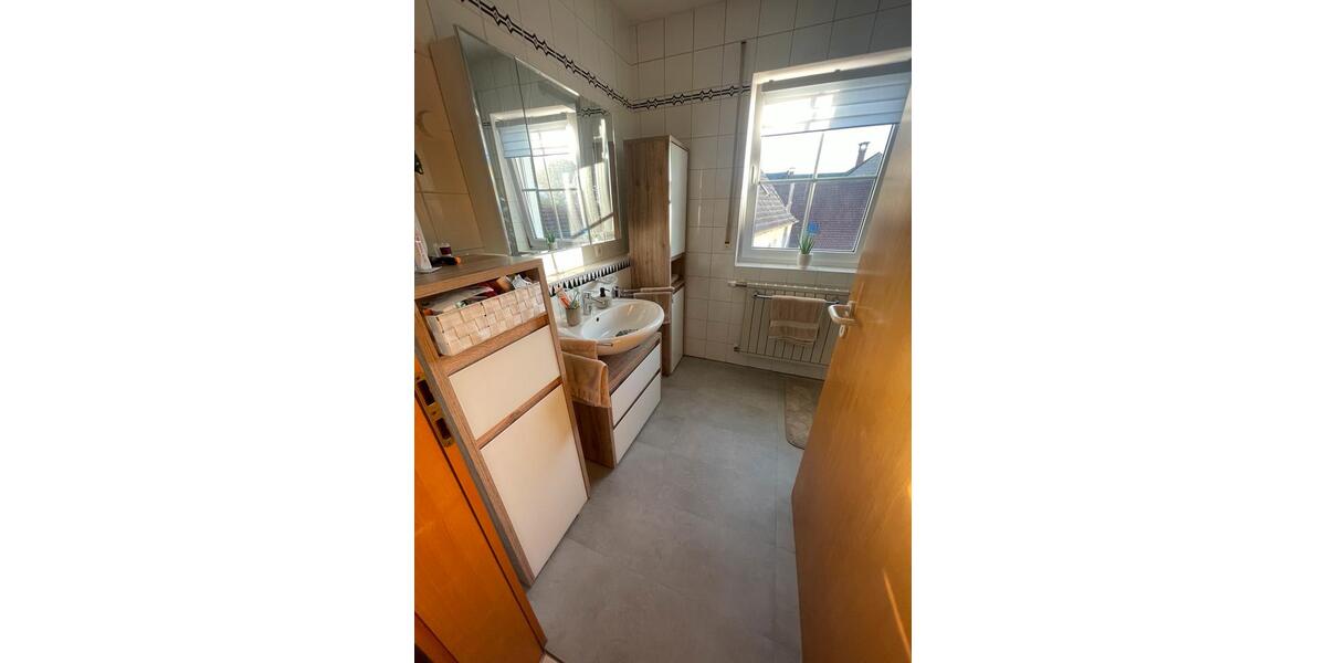 Etagenwohnung Markt Erlbach - 4.5 Zimmer, 110 m&sup2;, 280.000&euro; | Angebot:26823797