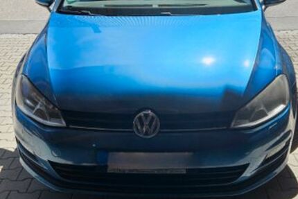 VW Golf 90.500 km 9.000 &euro; Landau an der Isar 94405