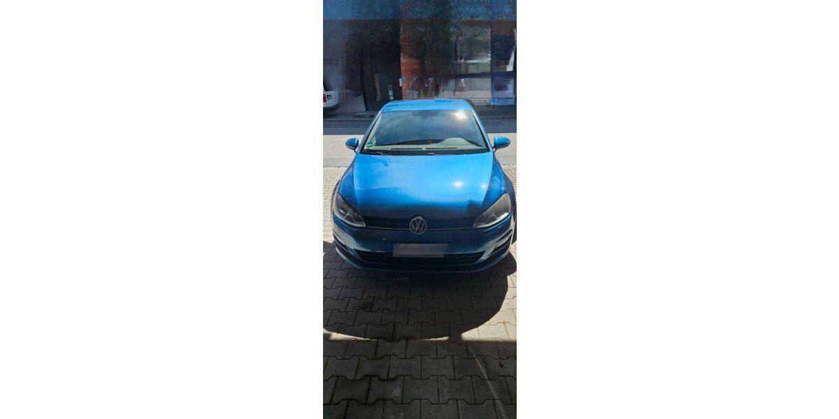 VW Golf 90.500 km 9.000 &euro; Landau an der Isar 94405