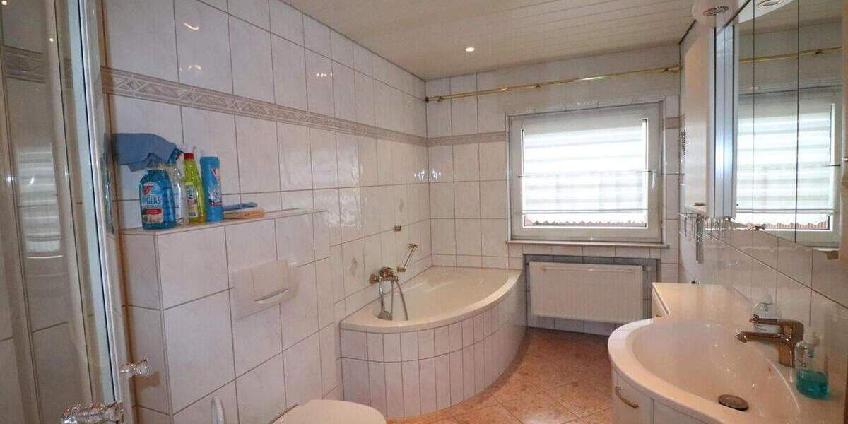 Mehrfamilienhaus, Wohnhaus Wettenberg Wißmar - 9 Zimmer, 235 m&sup2;, 539.000&euro; | Angebot:25682695