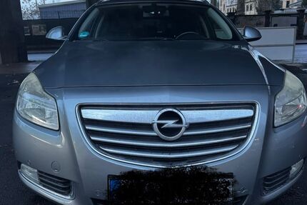 Opel Insignia 318.055 km 2.550 &euro; Mainz 55127