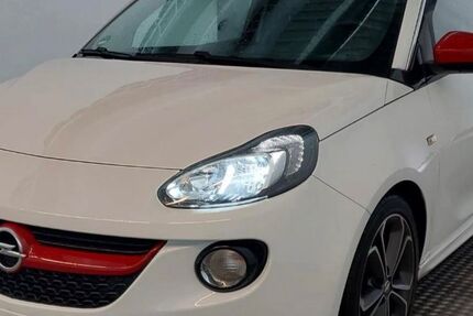 Opel Adam 74.500 km 9.990 &euro; Paderborn 33102