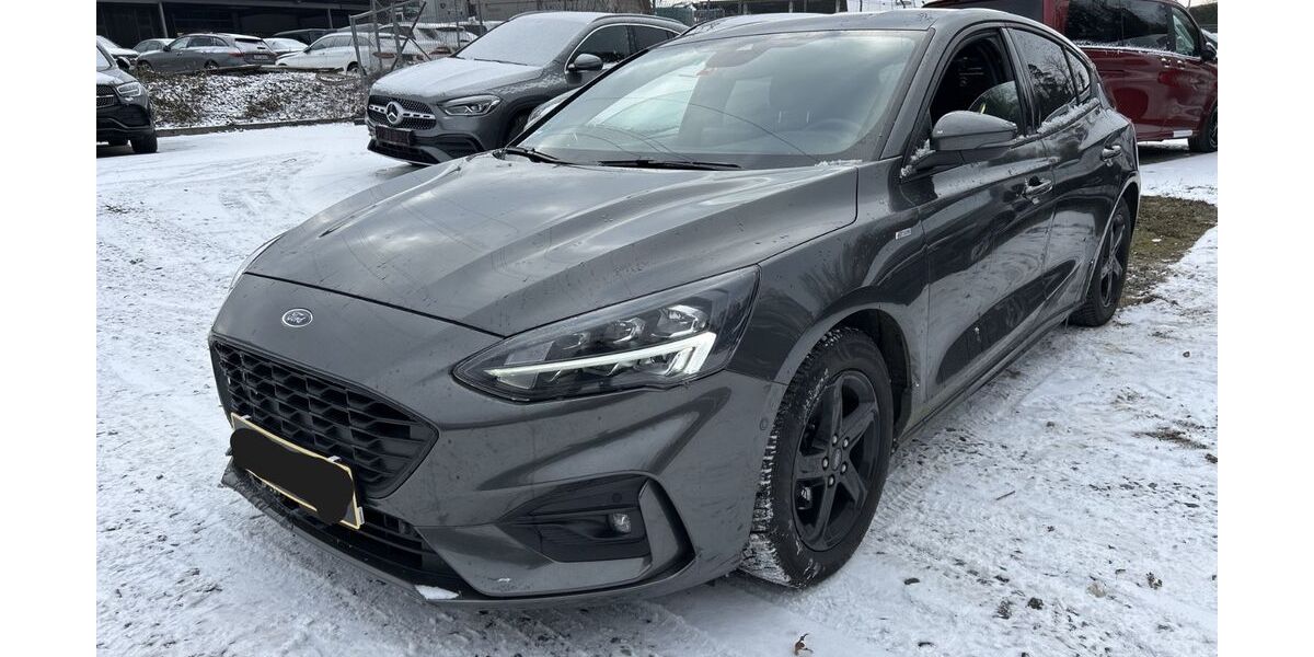 Ford Focus 88.900 km 14.990 &euro; Wutöschingen 79793