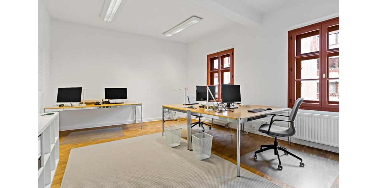 Gewerbeobjekt Halle (Saale) - 1.200&euro; | Angebot:25042077