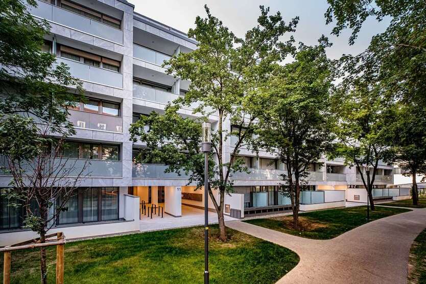 Wohnung zum Mieten in Stuttgart 1.550 € 85 m² 3.5 zimmer