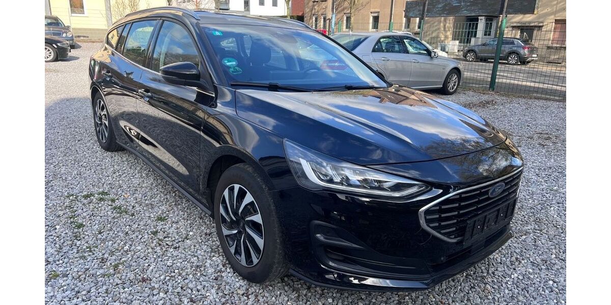 Ford Focus 68.000 km 16.990 &euro; Recklinghausen 45657