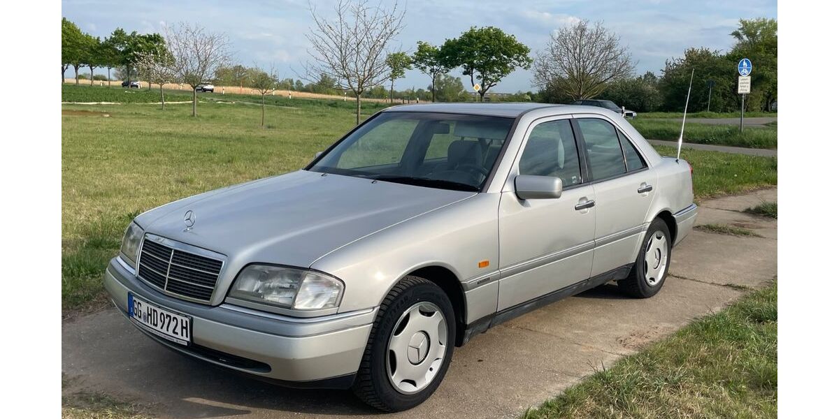 Mercedes-Benz C 250 347.000 km 3.500 &euro; Rüsselsheim 65428