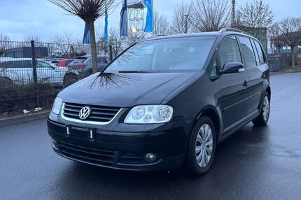 VW Touran 240.000 km 3.290 &euro; Hann. Münden 34346