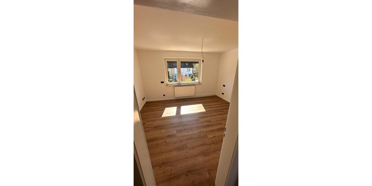 Reihenhaus Winsen (Luhe) - 5 Zimmer, 92 m&sup2;, 1.700&euro; | Angebot:26091807