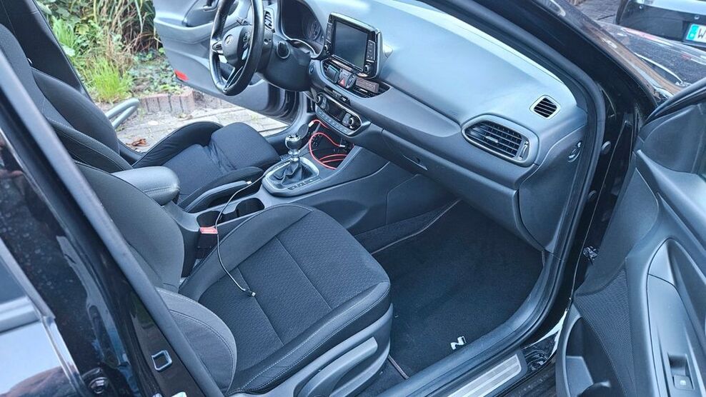 Hyundai i30 106.000 km 19.900 € Wiefelstede 26215