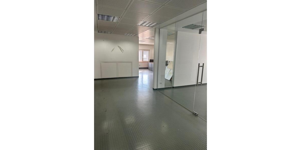 Gewerbeobjekt Deggendorf - 650&euro; | Angebot:23497240