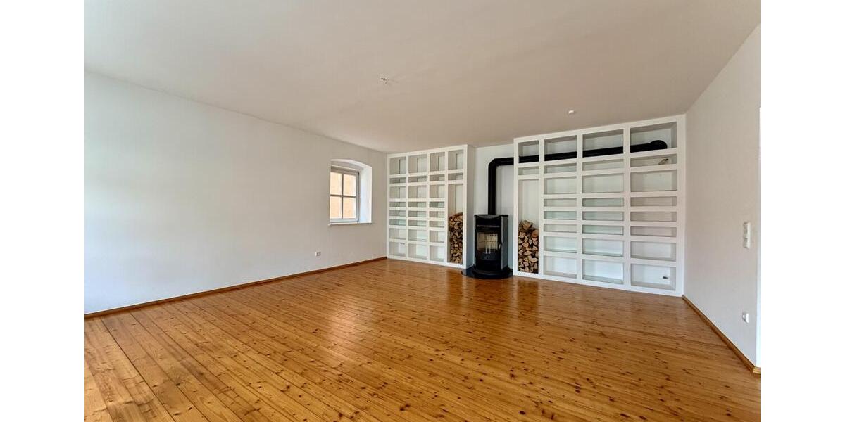 Etagenwohnung Bad Griesbach im Rottal - 5 Zimmer, 190 m&sup2;, 1.200&euro; | Angebot:26266948