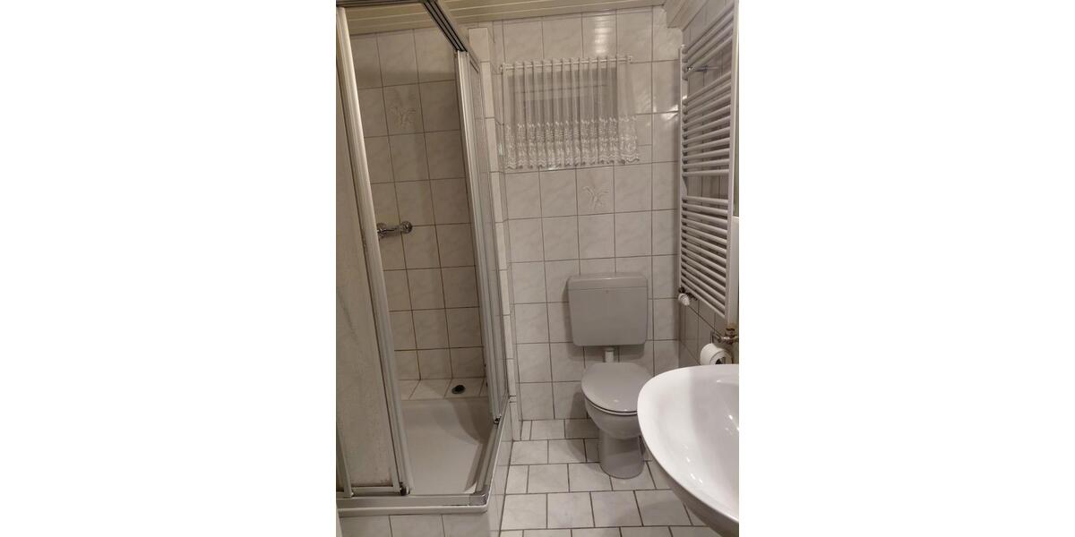 Doppelhaushälfte Hofgeismar - 6 Zimmer, 139 m&sup2;, 160.000&euro; | Angebot:25292736