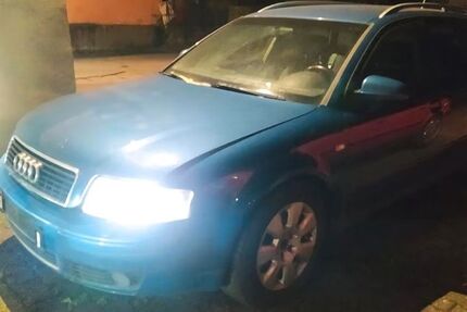 Audi A4 287.000 km 880 &euro; Illingen 66557