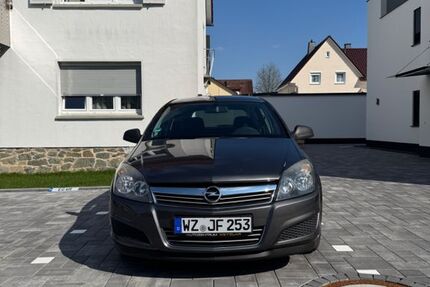 Opel Astra 190.000 km 2.950 &euro; Wetzlar 35583