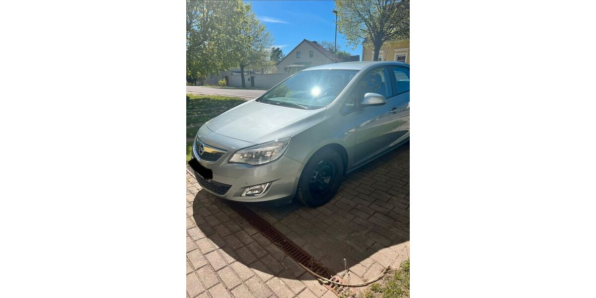 Opel Astra 147.500 km 3.400 &euro; Barby 39240