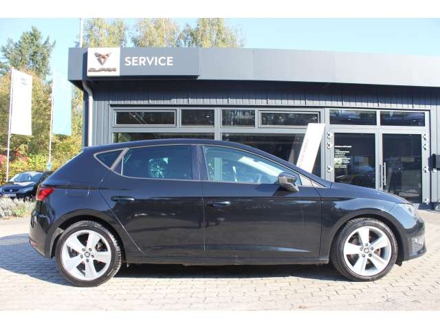 Seat Leon 111.844 km 11.290 € Schwerin 15755