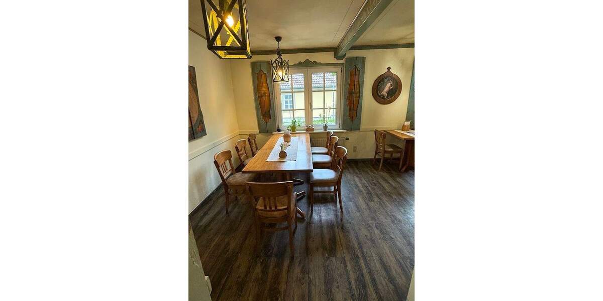 Besondere Immobilie mit Geschichte zimmer